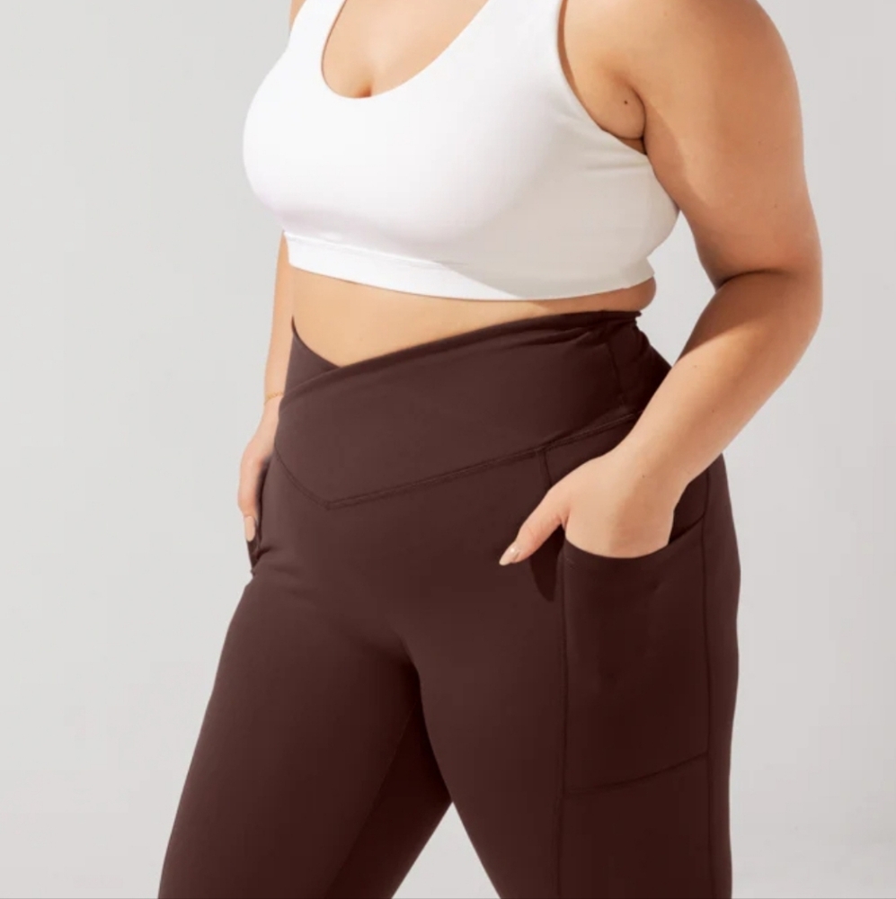 Popflex crisscross hourglass pocket leggings